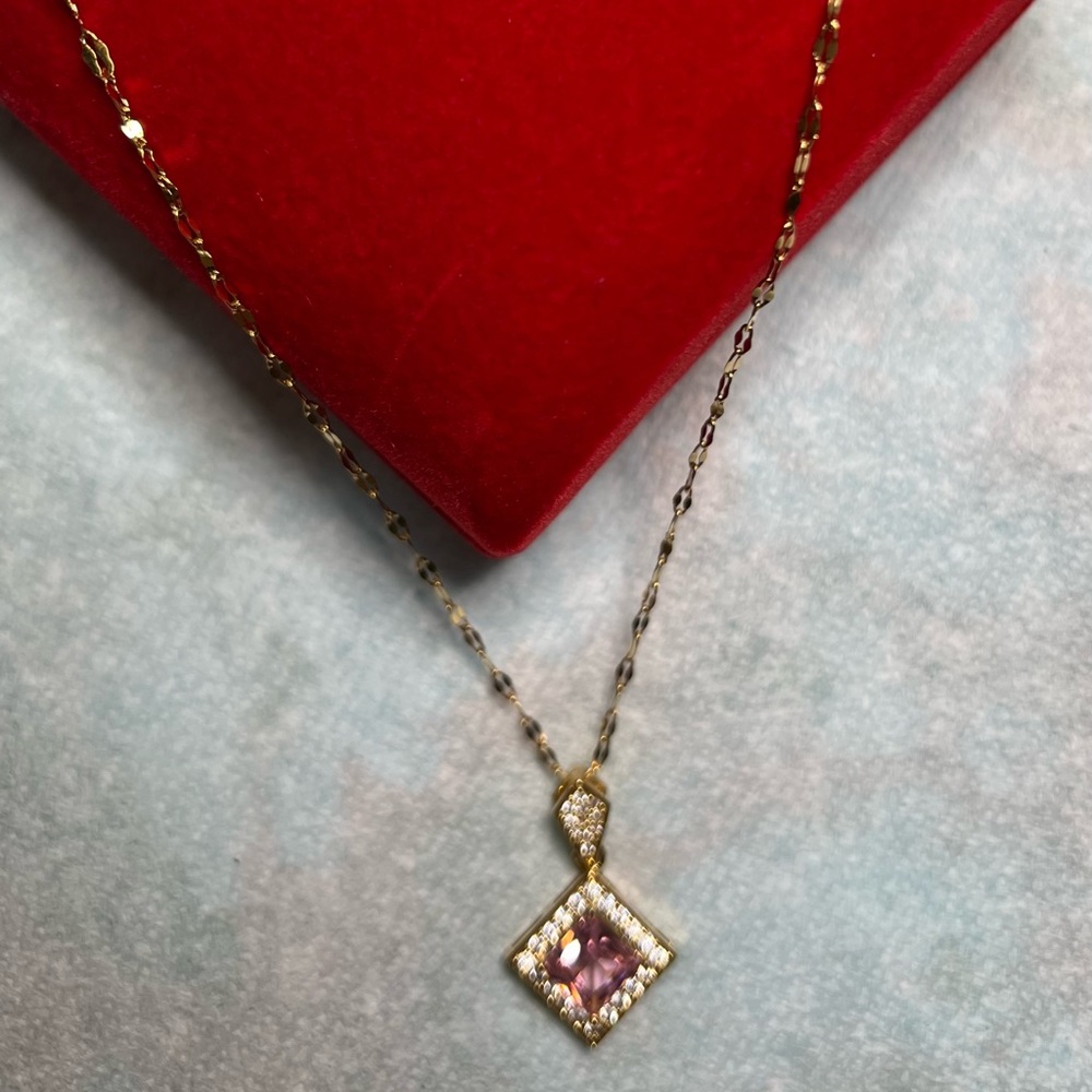 Elegant Gold and Pink Jewelry Set